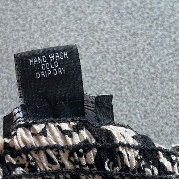 Angie Black & Beige Jumpsuit/Romper Size Medium - Picture 10 of 16